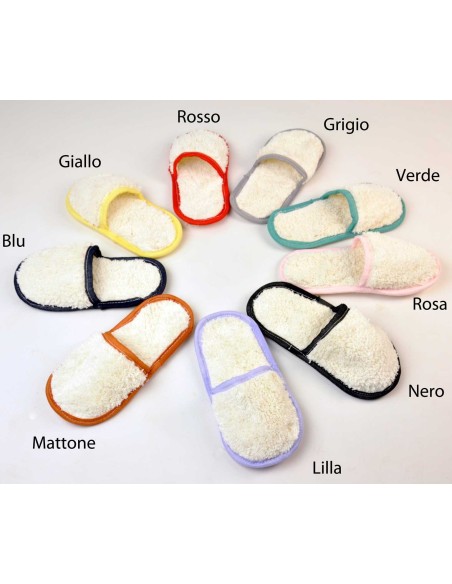 Un tamaño de algodón casa zapatillas