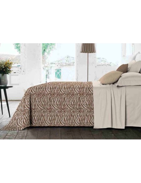 Jungle 260 x 260 cm Doppelbettzimmer Steppdecke.