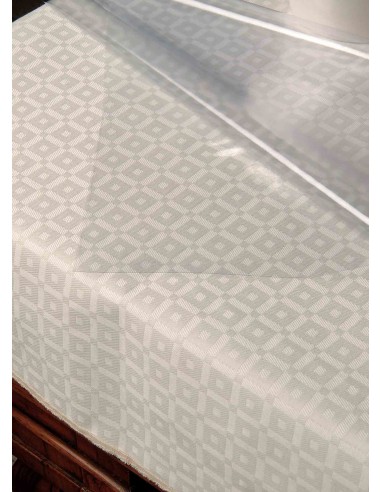 Transparente kunststoffbeschichtete Tischdecke H 137 cm. GEPRÄGTER KRISTALL